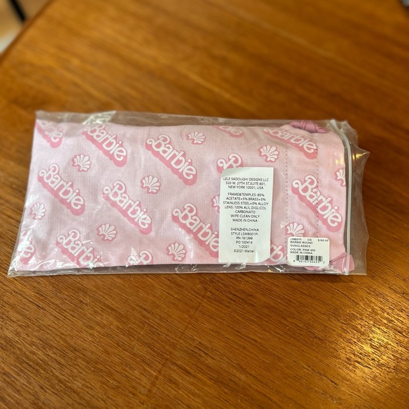 Lele Sadoughi x Barbie Hot Pink Oversized Round Sunglasses NWT - Picture 6 of 14